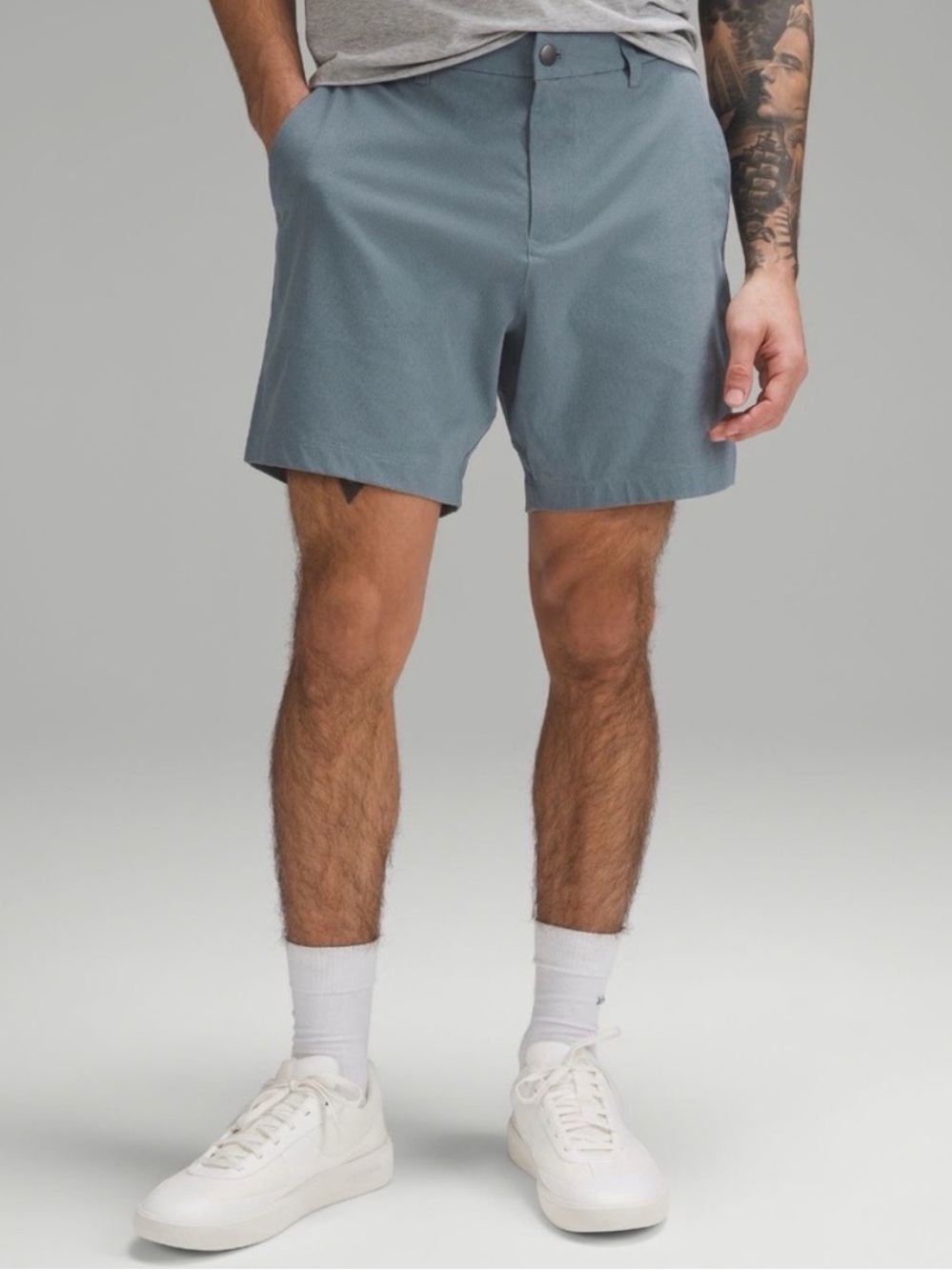 Lululemon ABC Classic-Fit Shorts (7" length) WovenAir blue Size 36